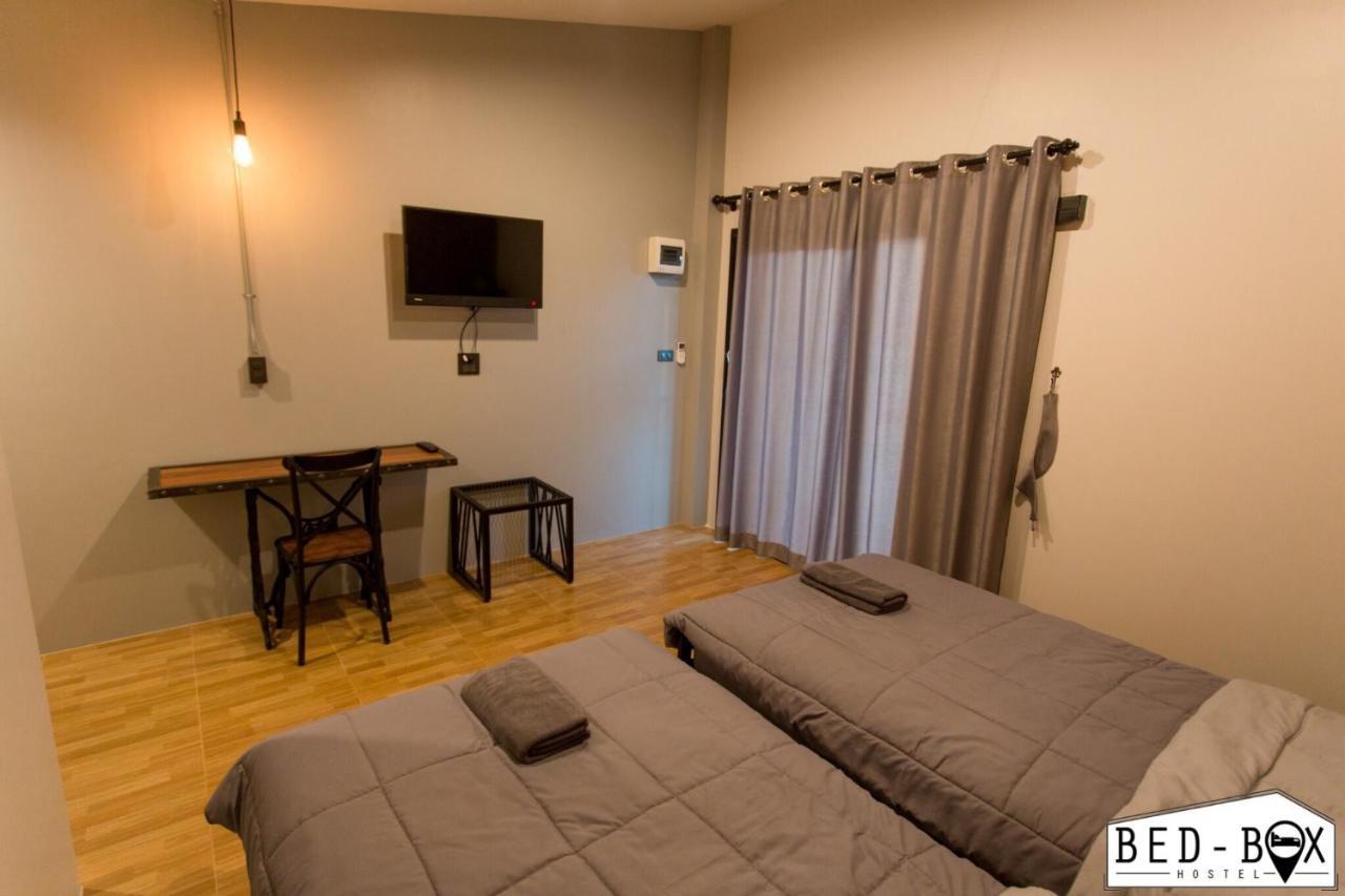 Hotel Bed Box à Nakhon Ratchasima Extérieur photo